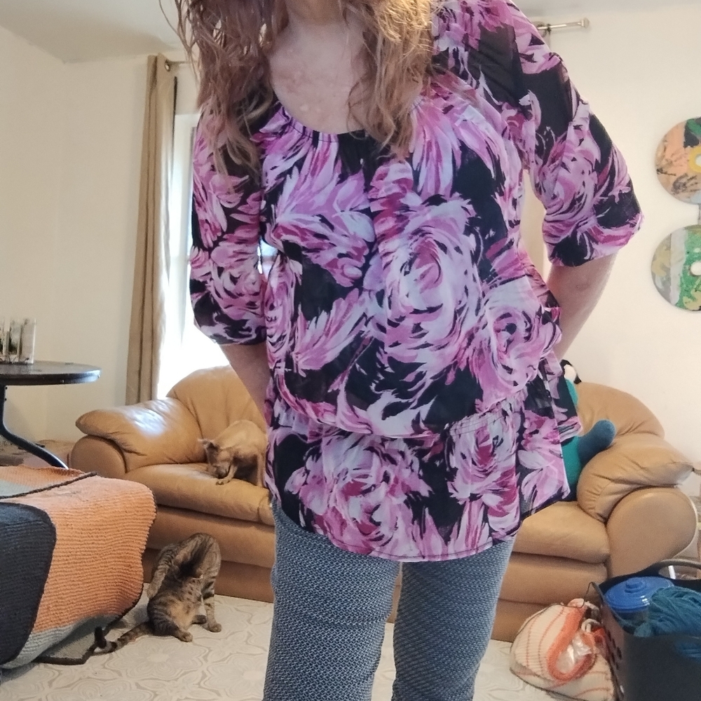 Womens Blouse Plus 1x  pink n black swirl floral sheer mid sleeve top elastic - Picture 2 of 5